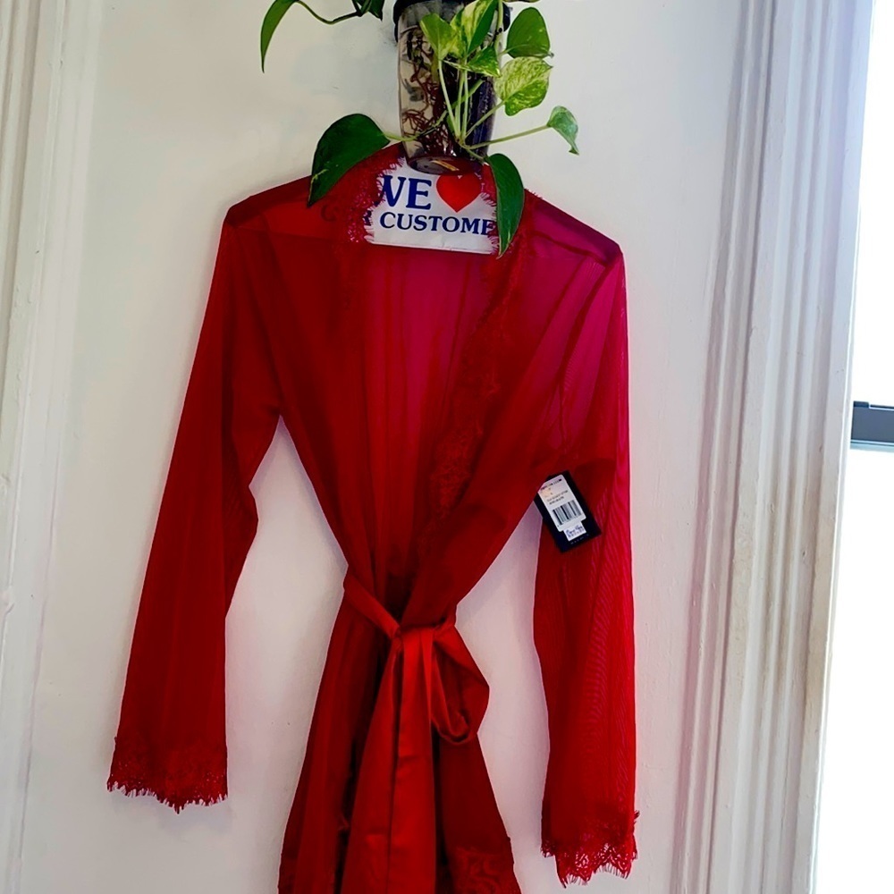 robe w thong New with Tags